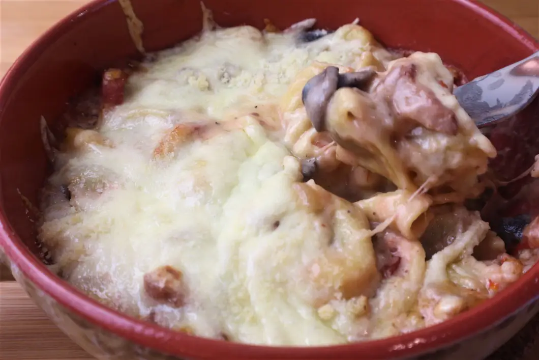 Tortellini cu sos Bechamel