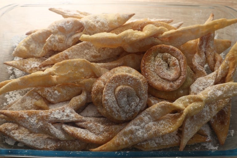 minciunele