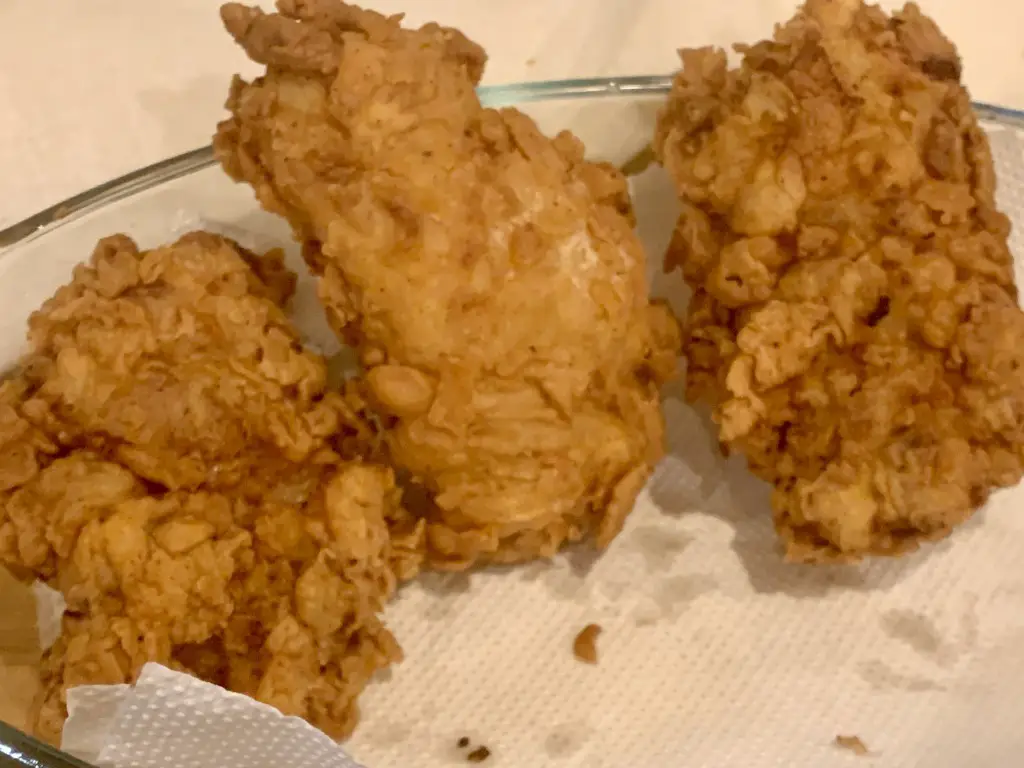 2AFECDBF-2DA2-40C6-9306-11BE193487DF Popeyes Crispy Chicken Sandwiches