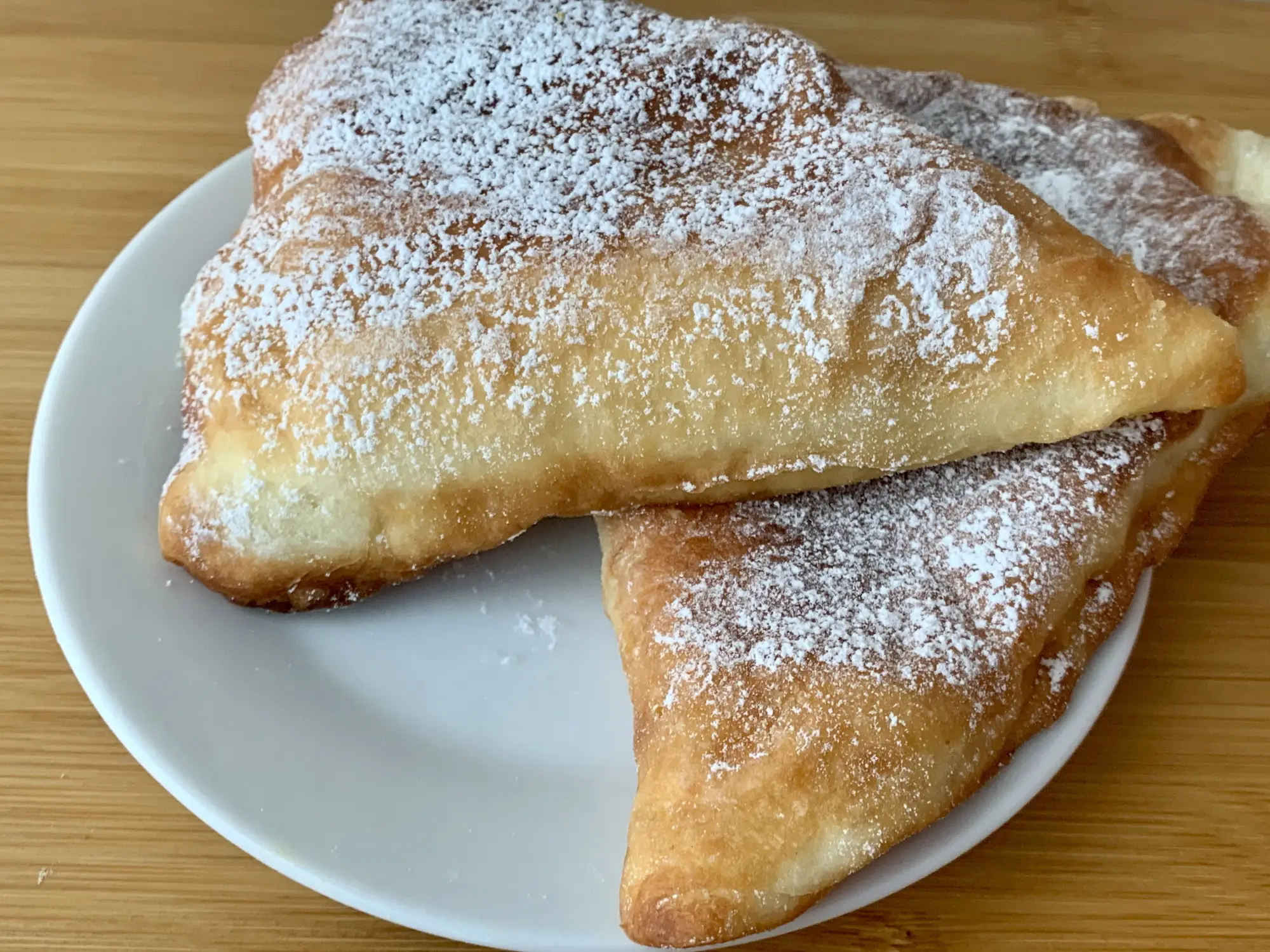 Branzoaice la tigaie cu branza dulce