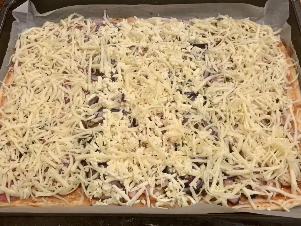 130E85E6-5FF5-4E82-A266-1CE6E5F46A14 Pizza 3 in 1