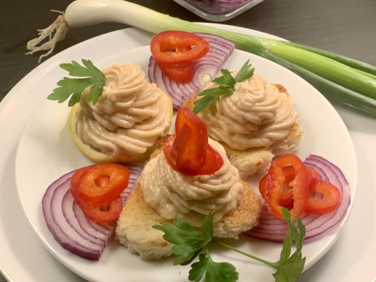 Salata de icre de caras