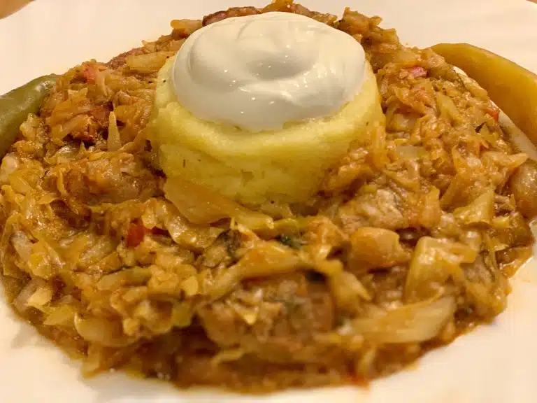 Varza dulce calita cu carne de porc