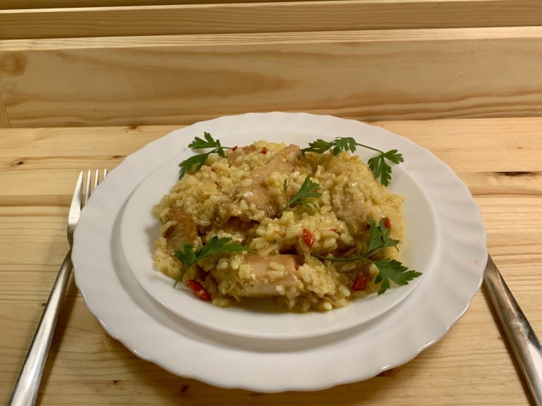 Pilaf taranesc cu gaina de tara
