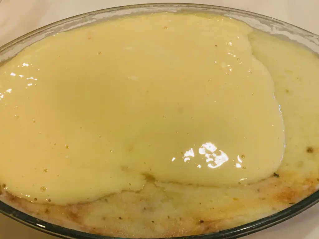 F635C59B-32DB-4CCD-962A-B2E0D477A760 Musaca din carne tocata cu piure de cartofi