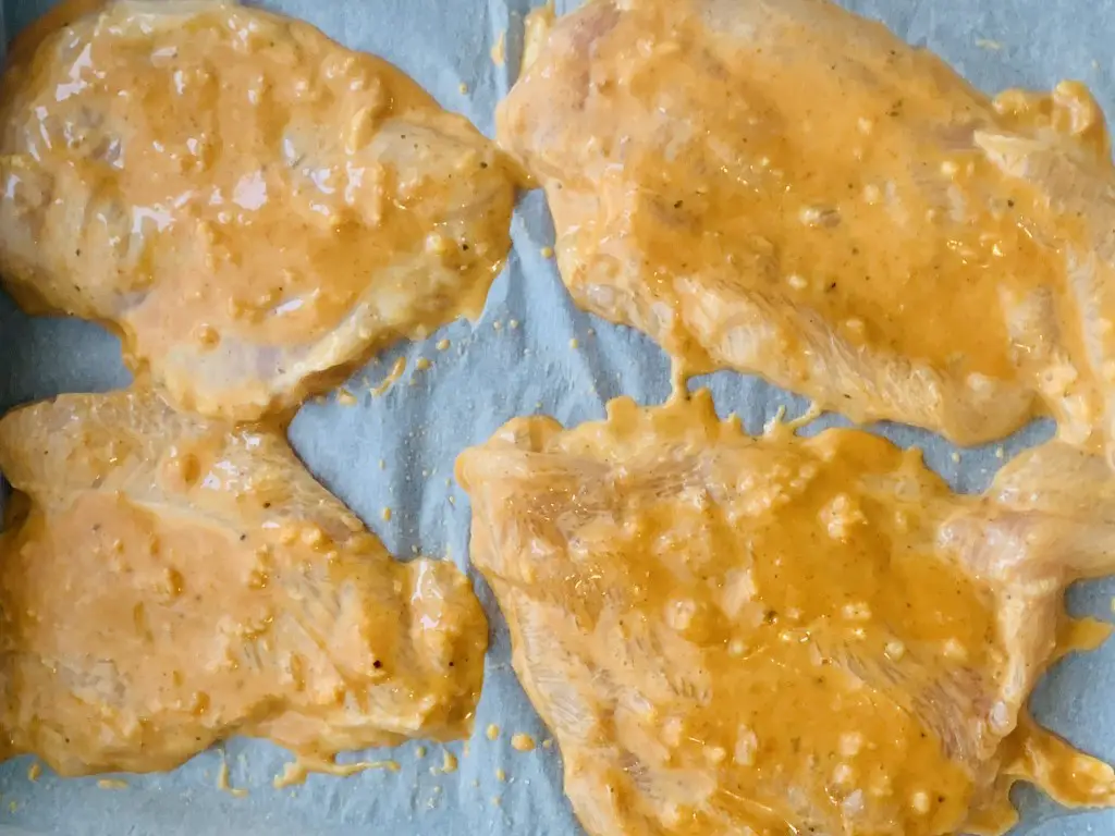 318BEC7F-439F-4EF4-9BE8-2CC1C26A156F Snitele din piept de pui fara faina si ou
