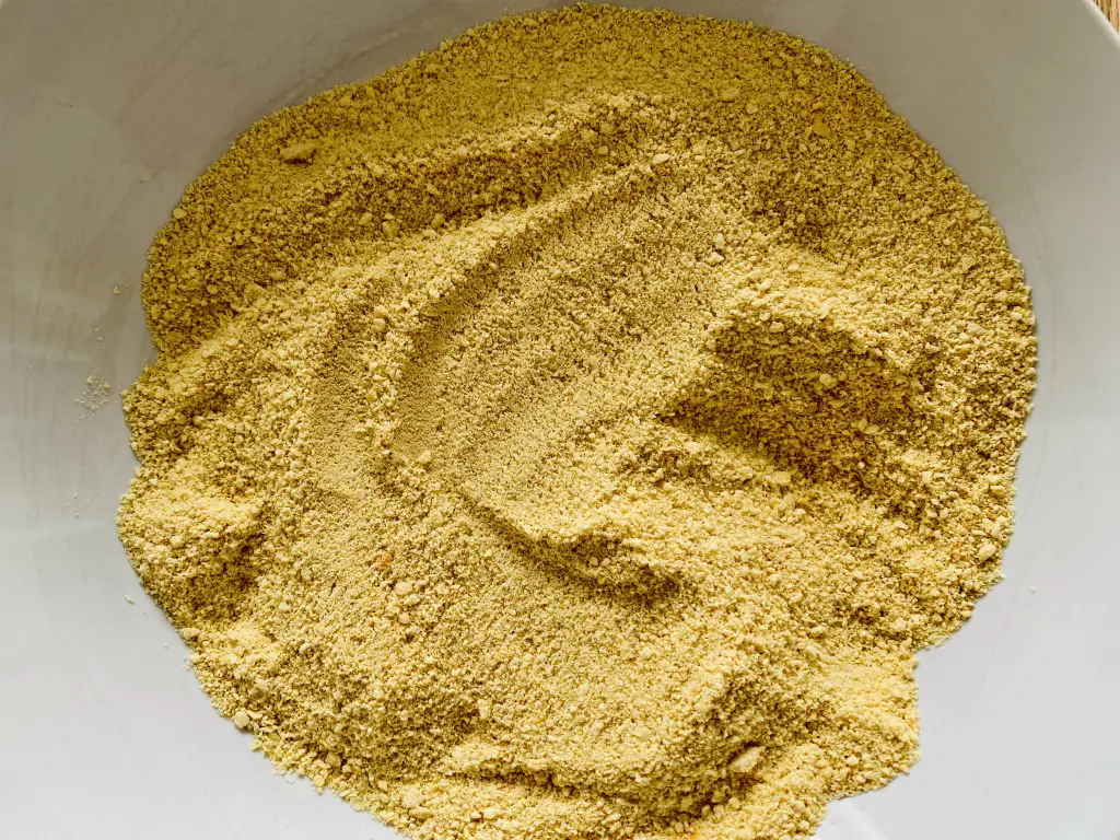 D4846CD5-B75D-4AFF-A1B6-0025DD34DE9E Muschiuleti de pui pane cu pesmet