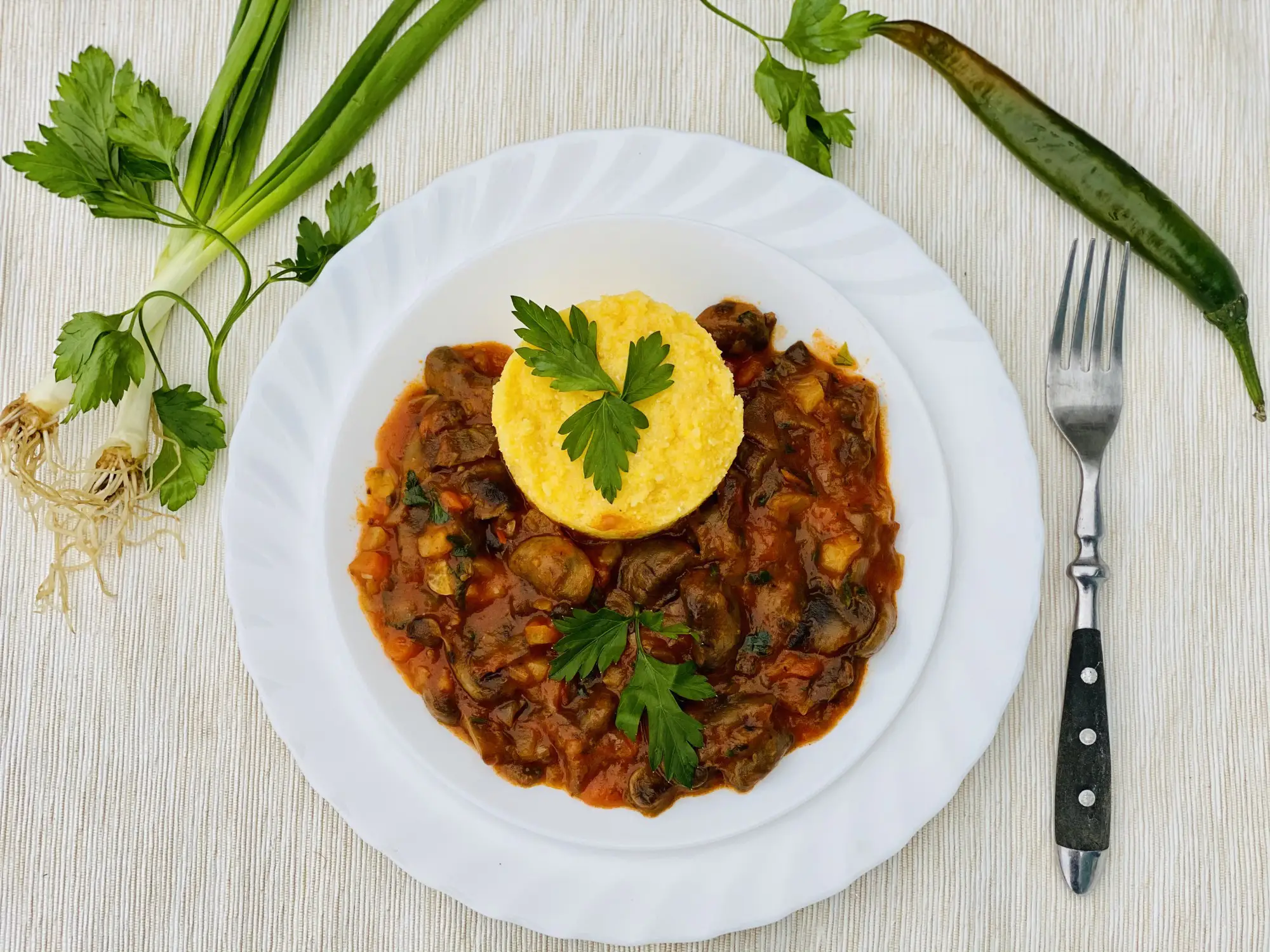 Tocanita de ciuperci cu legume – de post