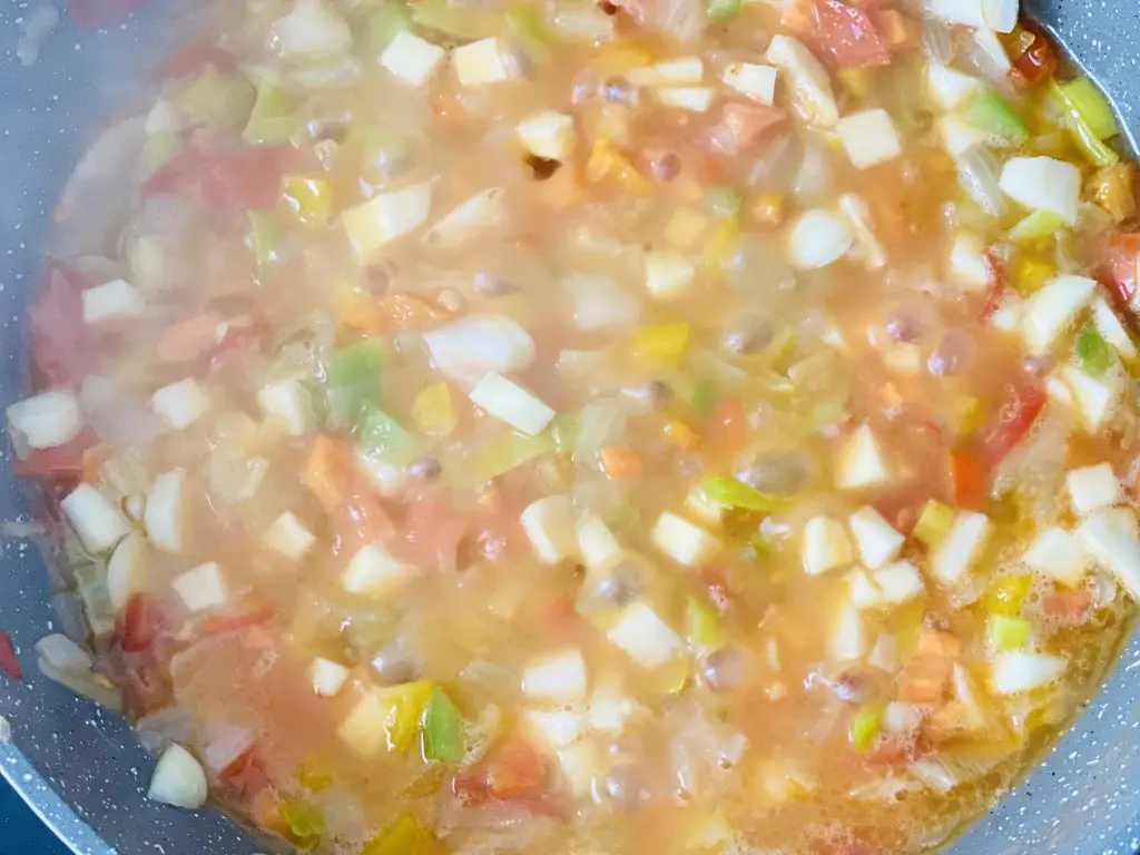 CA06918D-969E-453E-93A2-BE11C482E62E Tocanita de ciuperci cu legume – de post