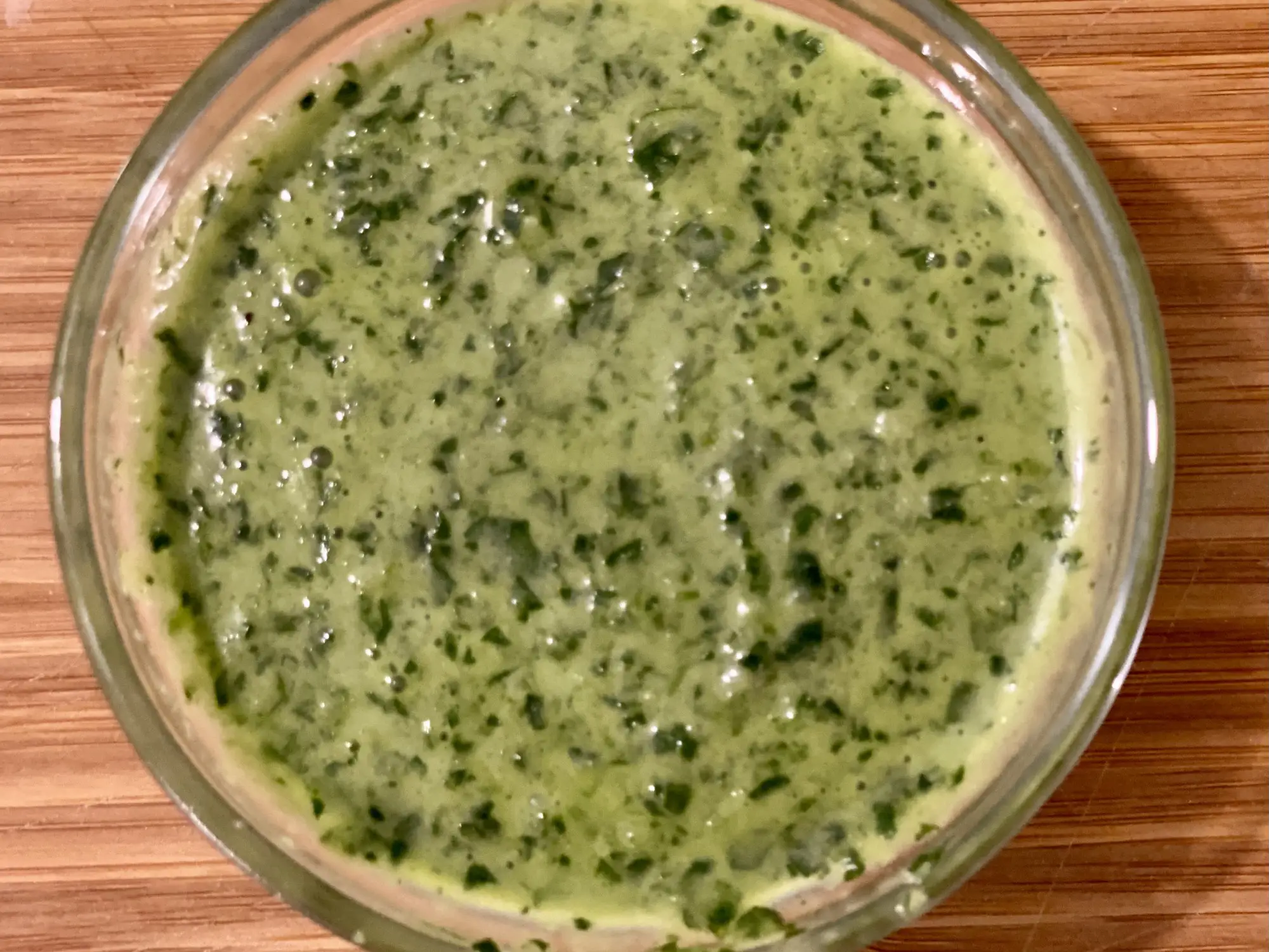Sardine la grill cu sos Gremolata si mamaliguta