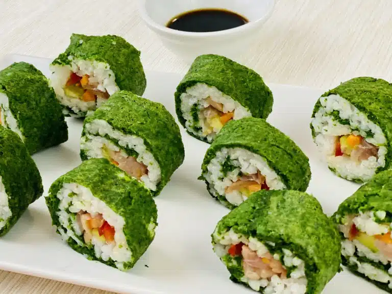 Sushi cu foaie nori din spanac