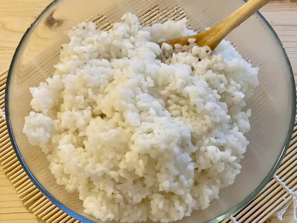 C9892FF7-55C3-4005-B821-9177B13A149A Sushi cu foaie nori din spanac