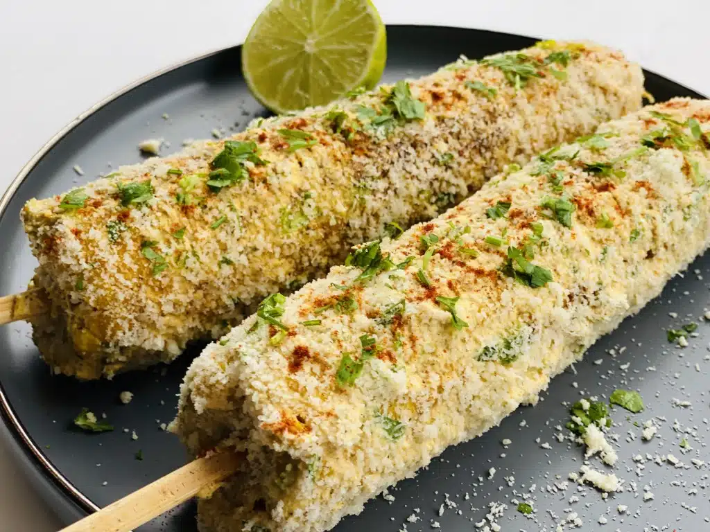 159A52B6-939C-45AC-862B-8B5FA4C673C2 Elote – porumb la gratar- in stil mexican (Mexican street corn)