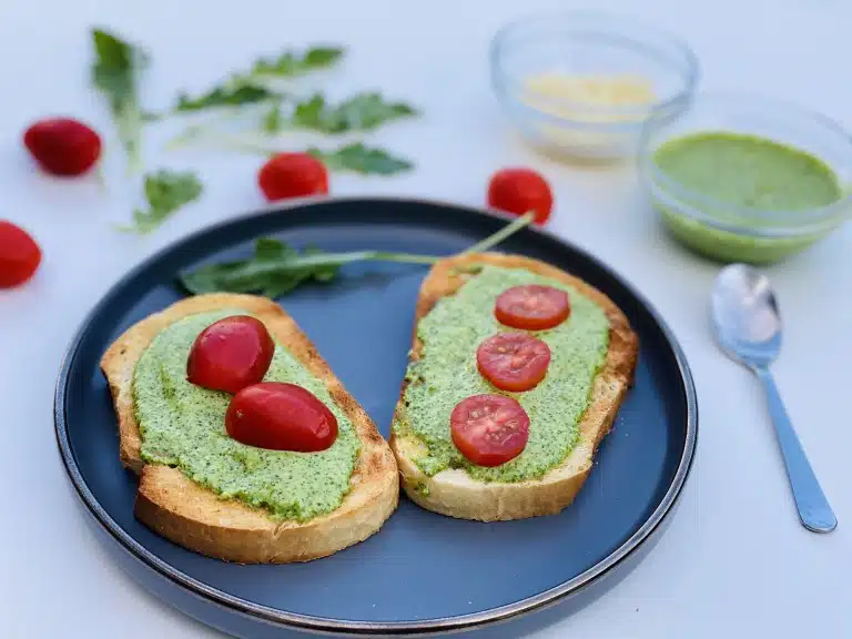 Bruschette cu Pesto de rucola
