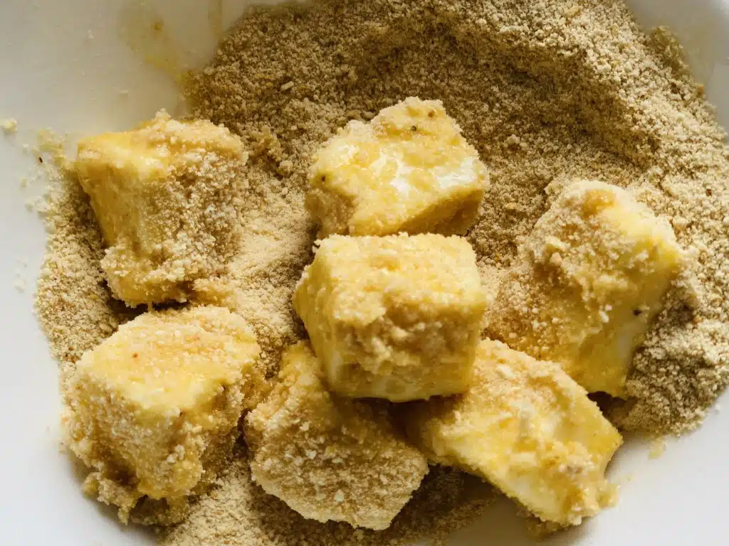 4DE23828-2D79-469B-A1DF-FA61A6B50436 Supa crema de linte rosie cu crutoane din mozzarella