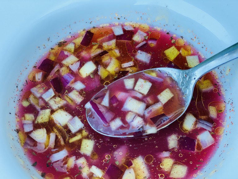 Ciorba din zeama de varza (olteneasca) pentru detoxifiere (fara fierbere)