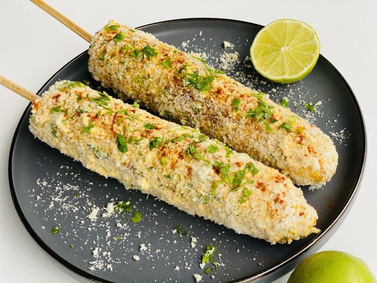 Elote – porumb la gratar- in stil mexican (Mexican street corn)