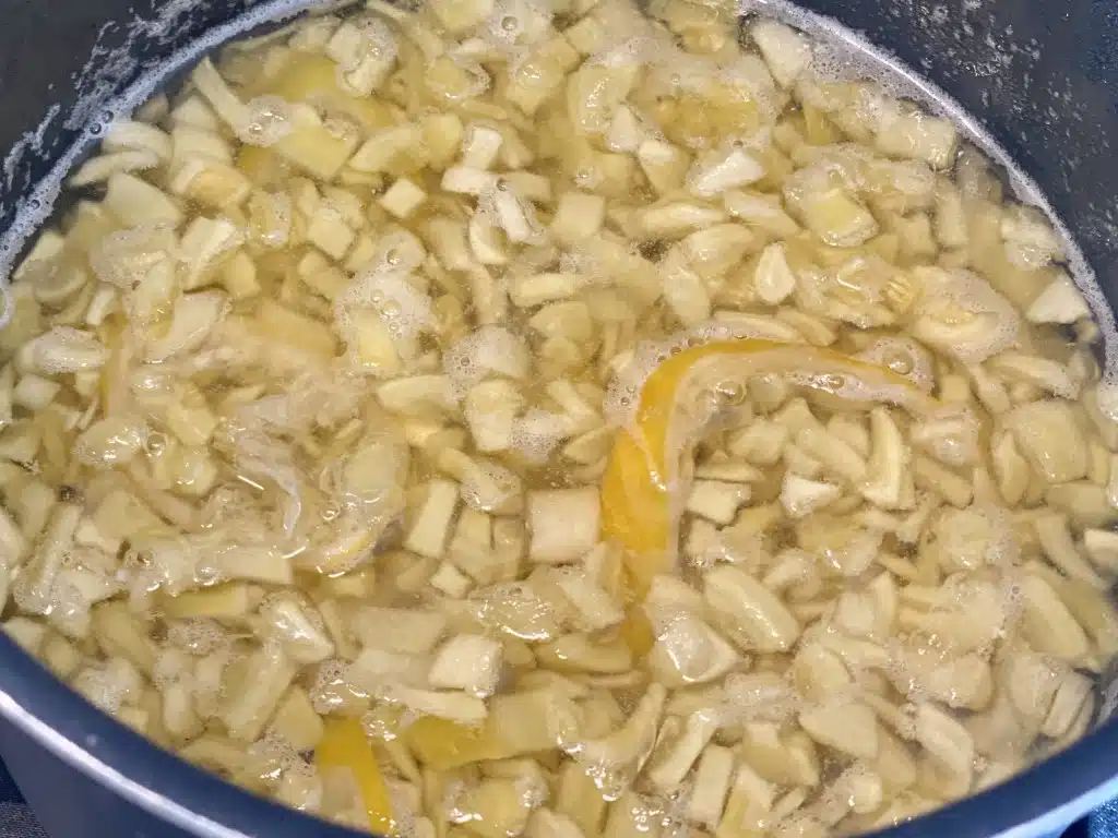 3456707B-CECC-4665-B917-604A0A5C7A11 Dulceata de dovlecei