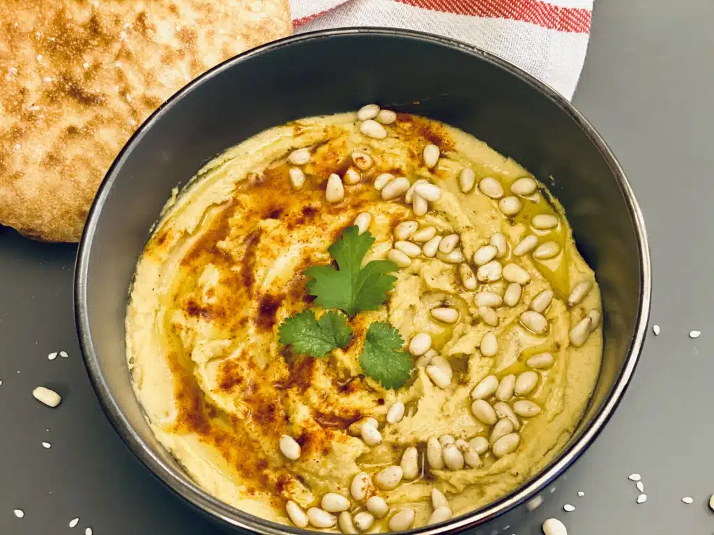 1A3D4A53-3D2E-4B2C-9D6E-E302682D3C5E Hummus libanez / Hummus de casa