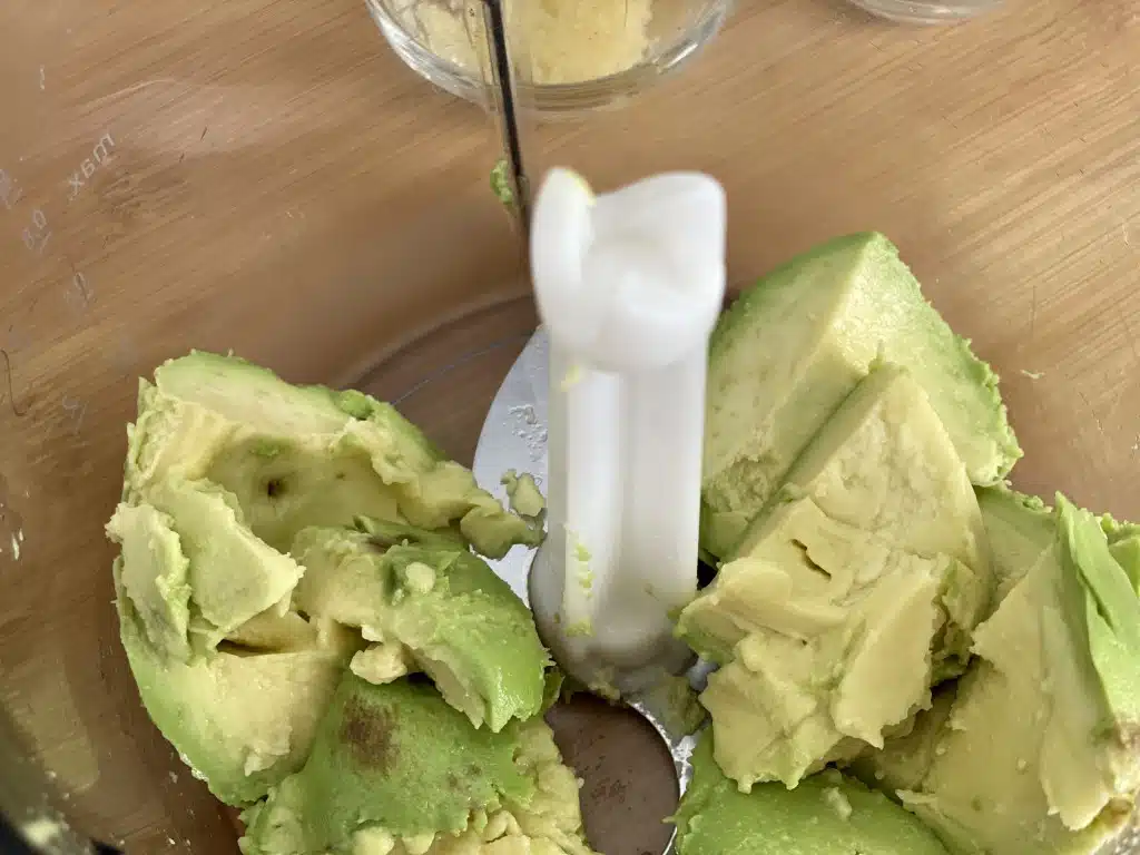 44558223-A1DE-486D-8EB1-23F87228990F Supa crema rece de avocado