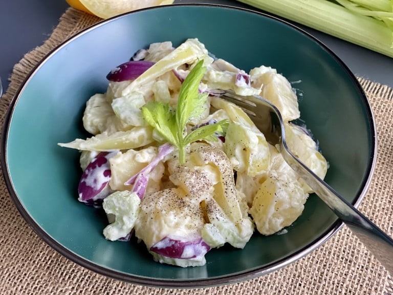 Salata cajun de cartofi