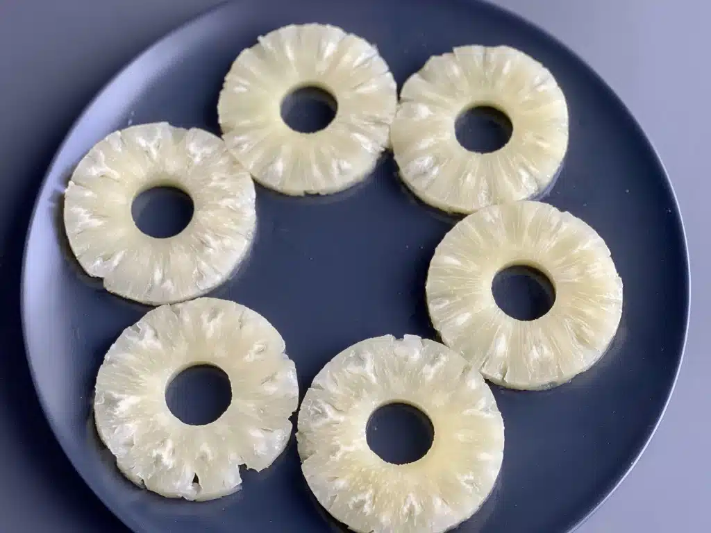 68732809-1AE1-407A-A7E3-F7F909514B7F Friptura din vita de Argentina, ananas pe grill si banane prajite
