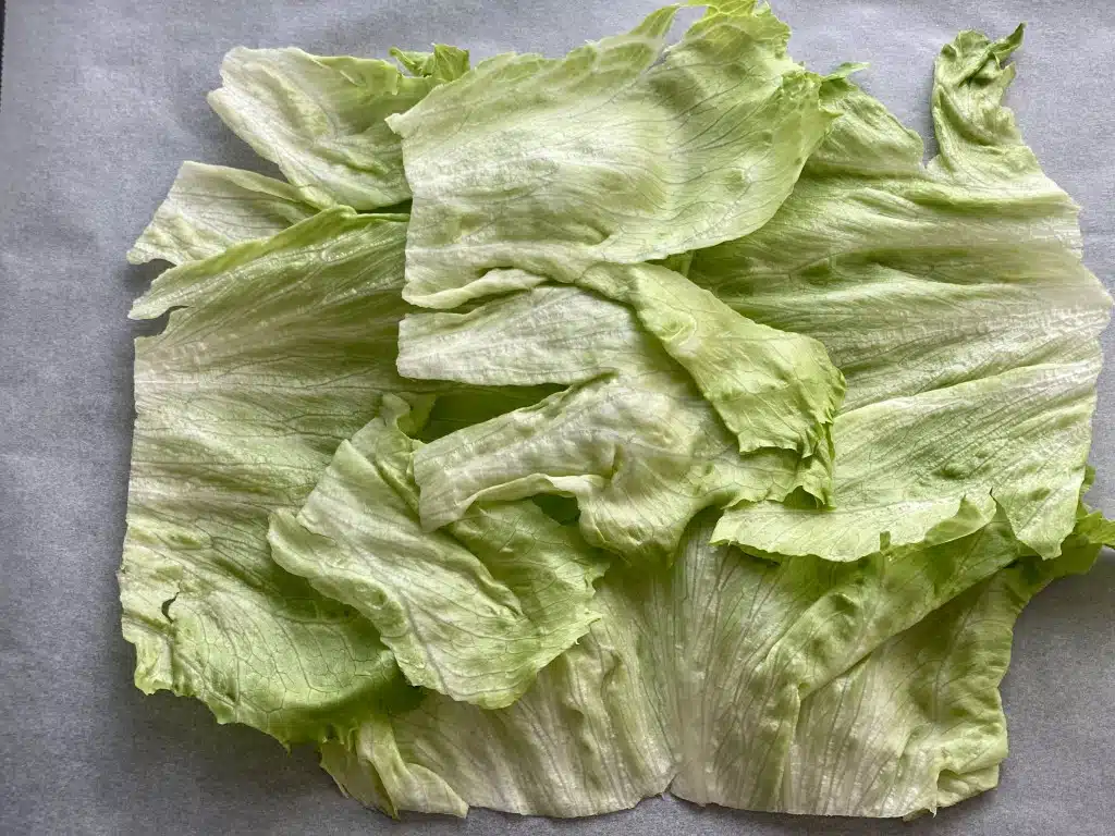 AAE639F6-29E8-4F82-8CD8-8D74B9C7CBE8 Sandwich cu salata verde