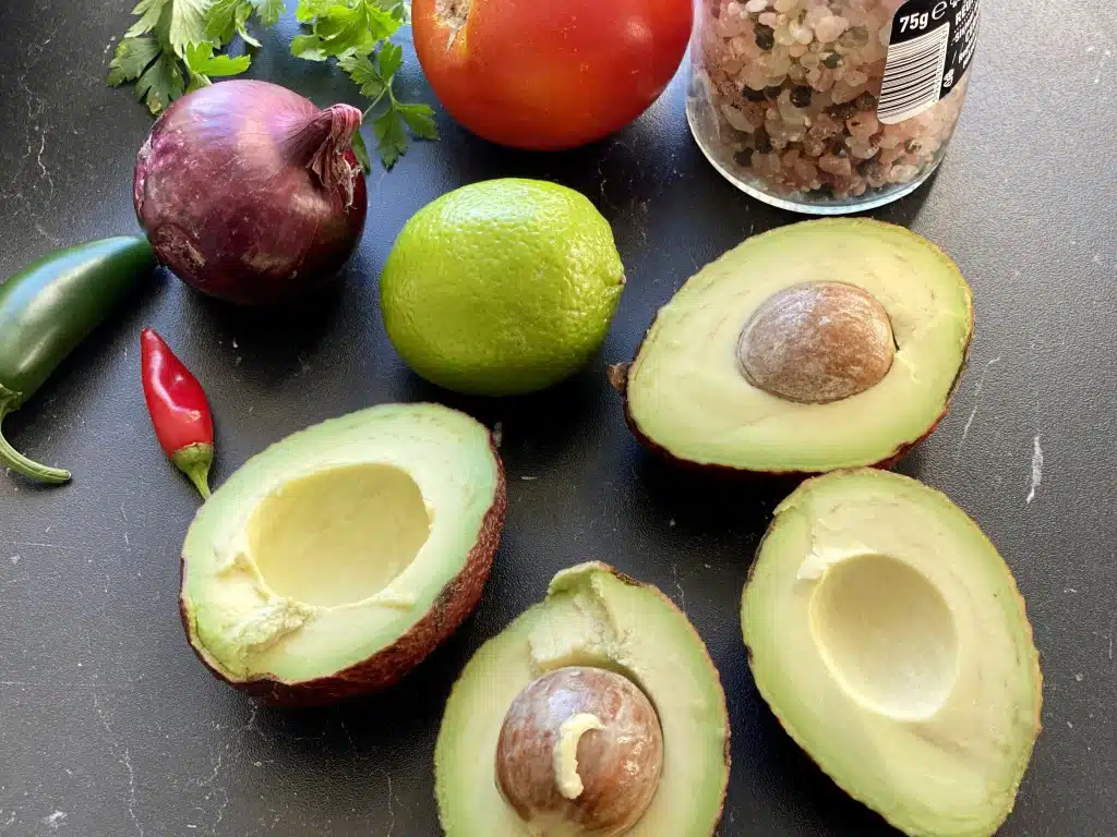 D0883B1A-B847-402D-801B-788F9CE87BA8 Guacamole