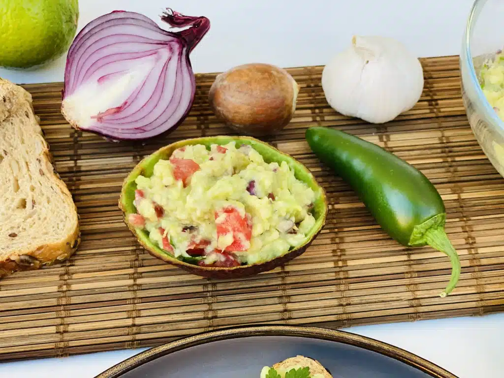 DF13C11D-44F7-46E7-9810-AE0DC162BE5E Guacamole