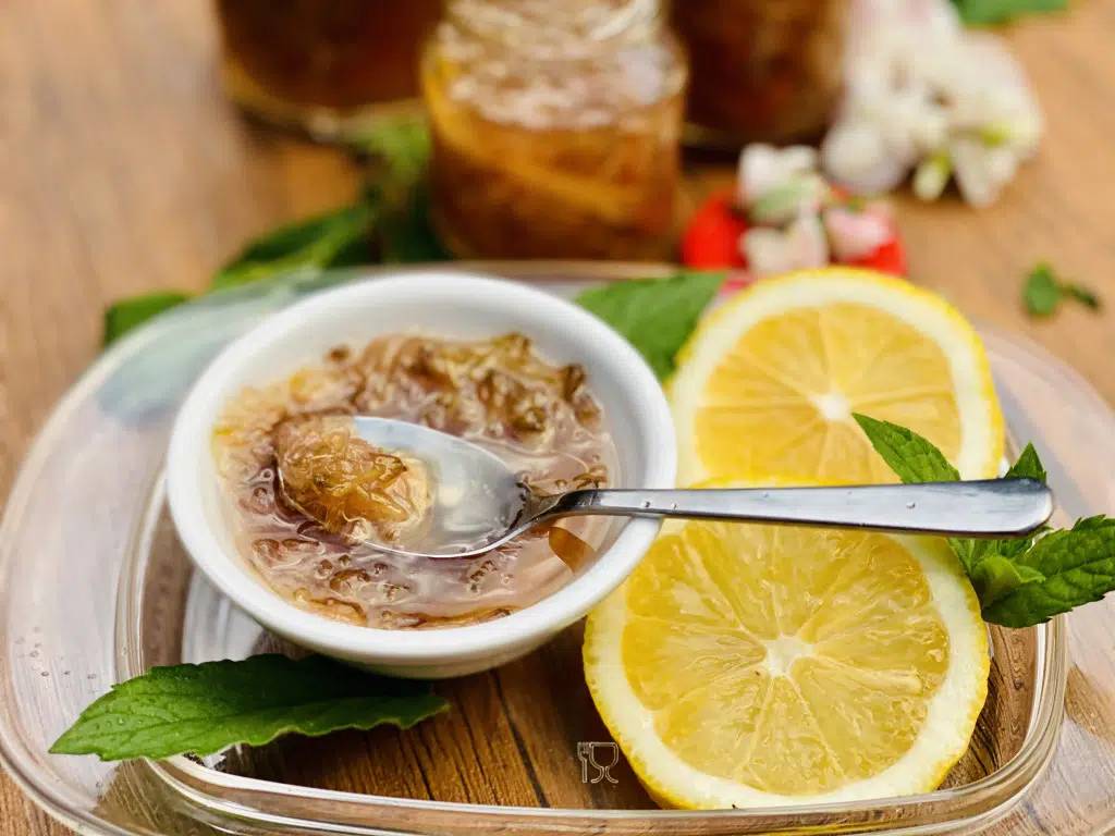 B637D344-7655-43C1-8917-6F25AD679672 Dulceata din flori de salcam