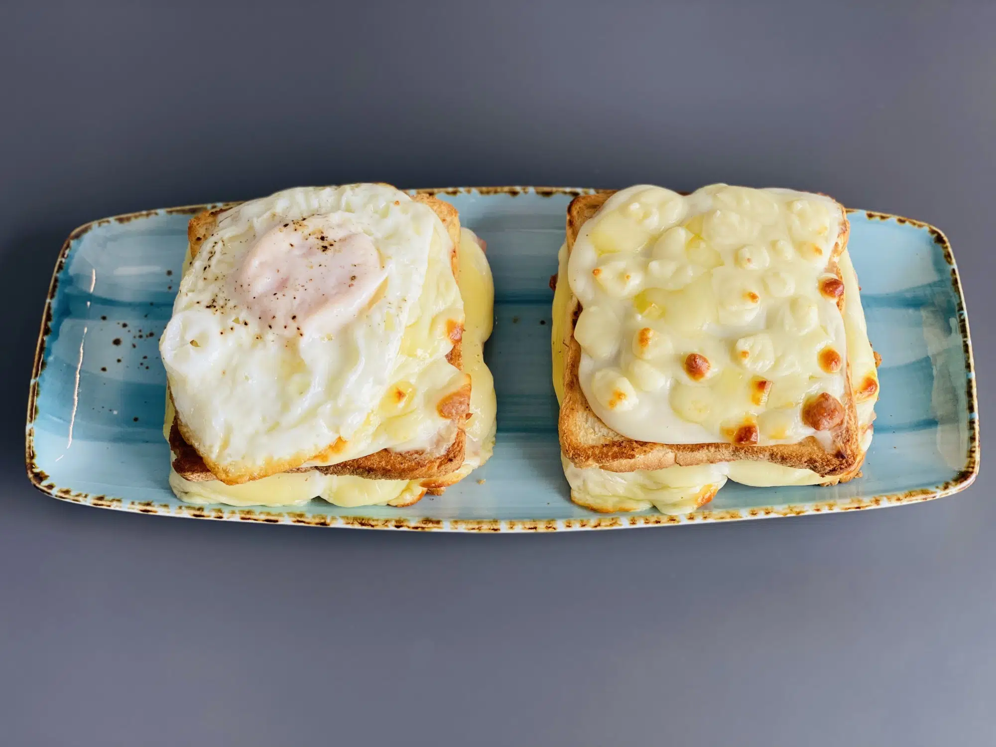 Croque Madame, Croque Monsieur