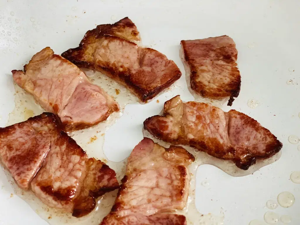 926B48F7-0172-43D1-BFC3-ABC7EA92C773 Sandwich BLT – Bacon, Lettuce, Tomato)