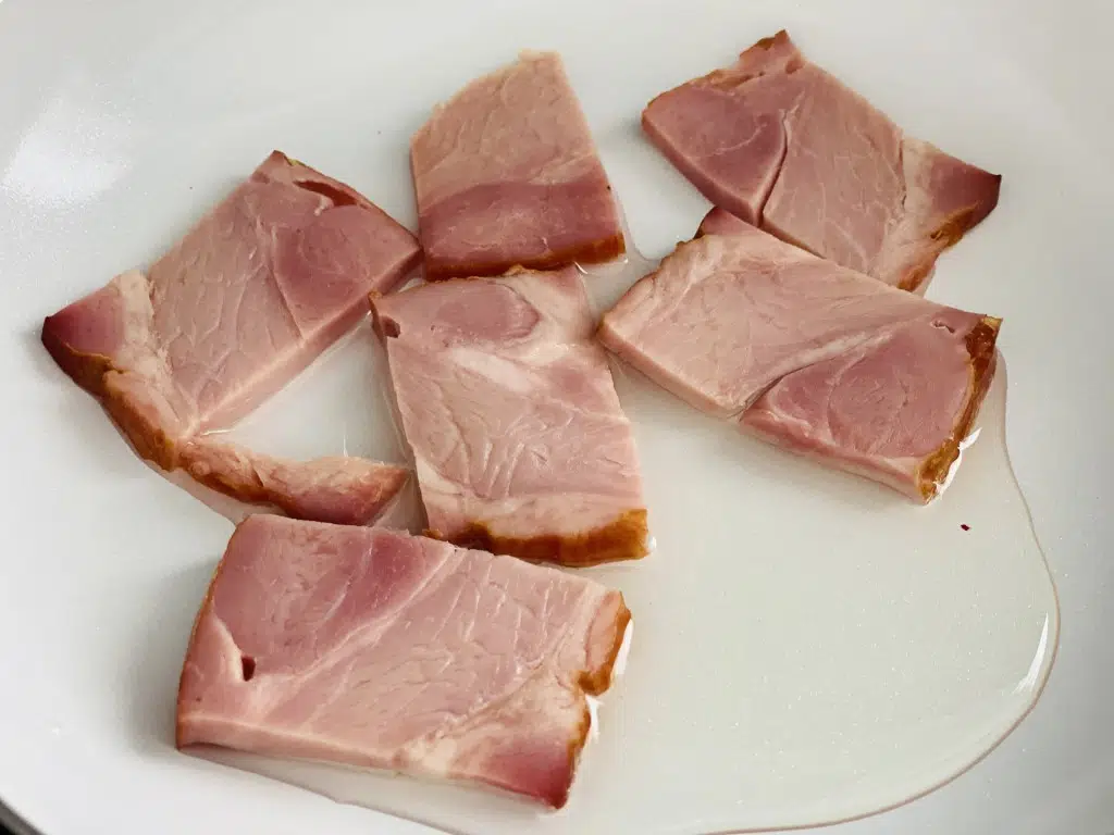 D1ADA0B9-5271-44E8-BF73-BDD6FBE881A7 Sandwich BLT – Bacon, Lettuce, Tomato)