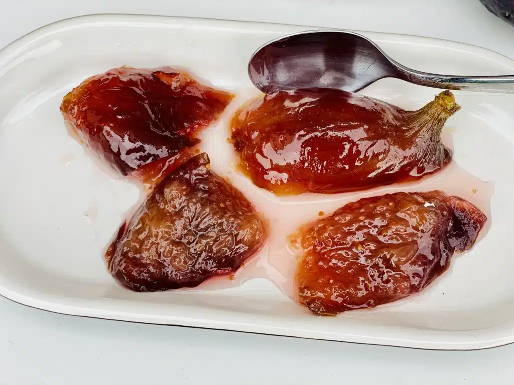 315FC2C2-CDF7-4750-9D5B-3E053064E5D9 Dulceata de smochine