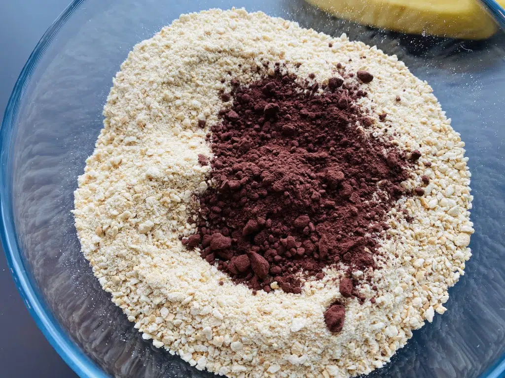 BBB6DDB6-28E8-4512-A6B1-CA32734018CC Praline din biscuiti si banane