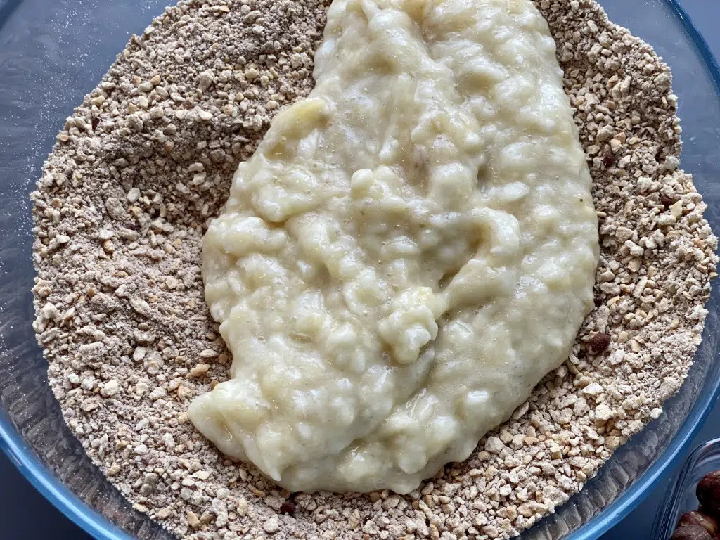 C1B7D3BC-BCF0-4367-92BA-82C3B1D996EB Praline din biscuiti si banane