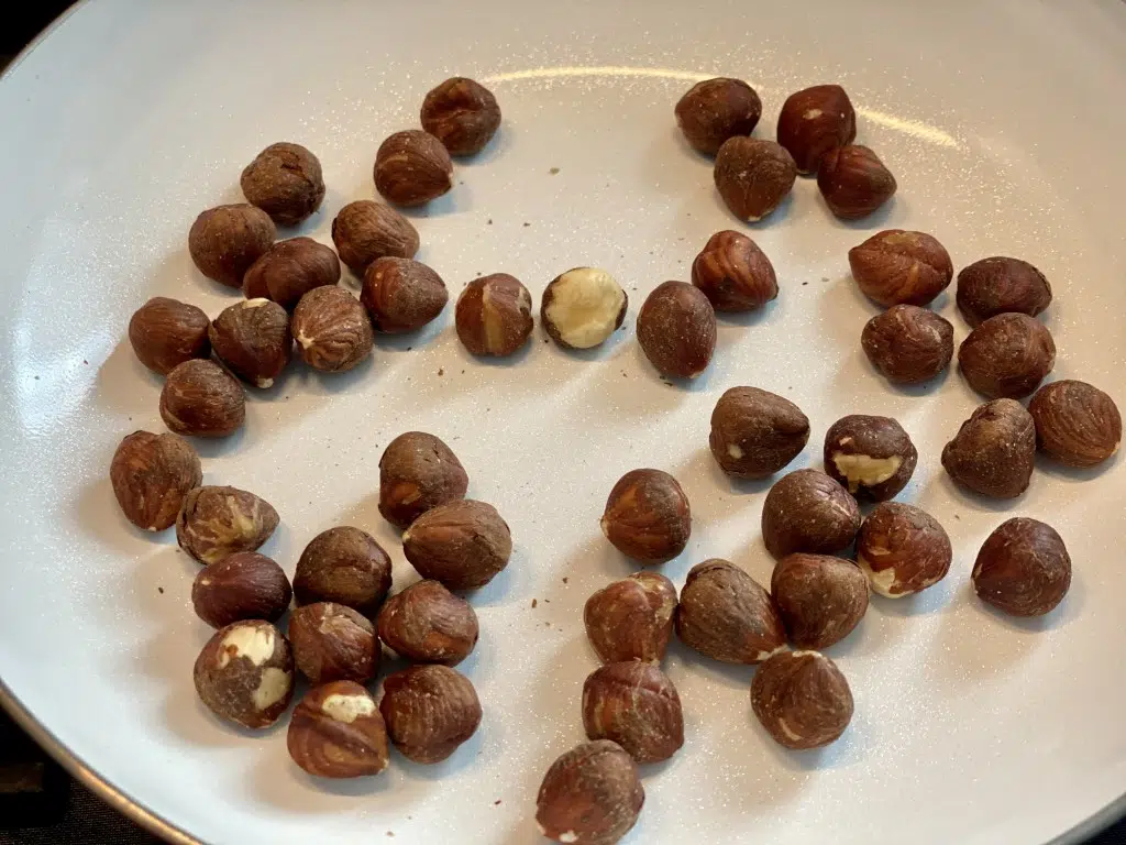D3E6D722-FD5F-4D16-A30F-3E8843AD42A5 Praline din biscuiti si banane