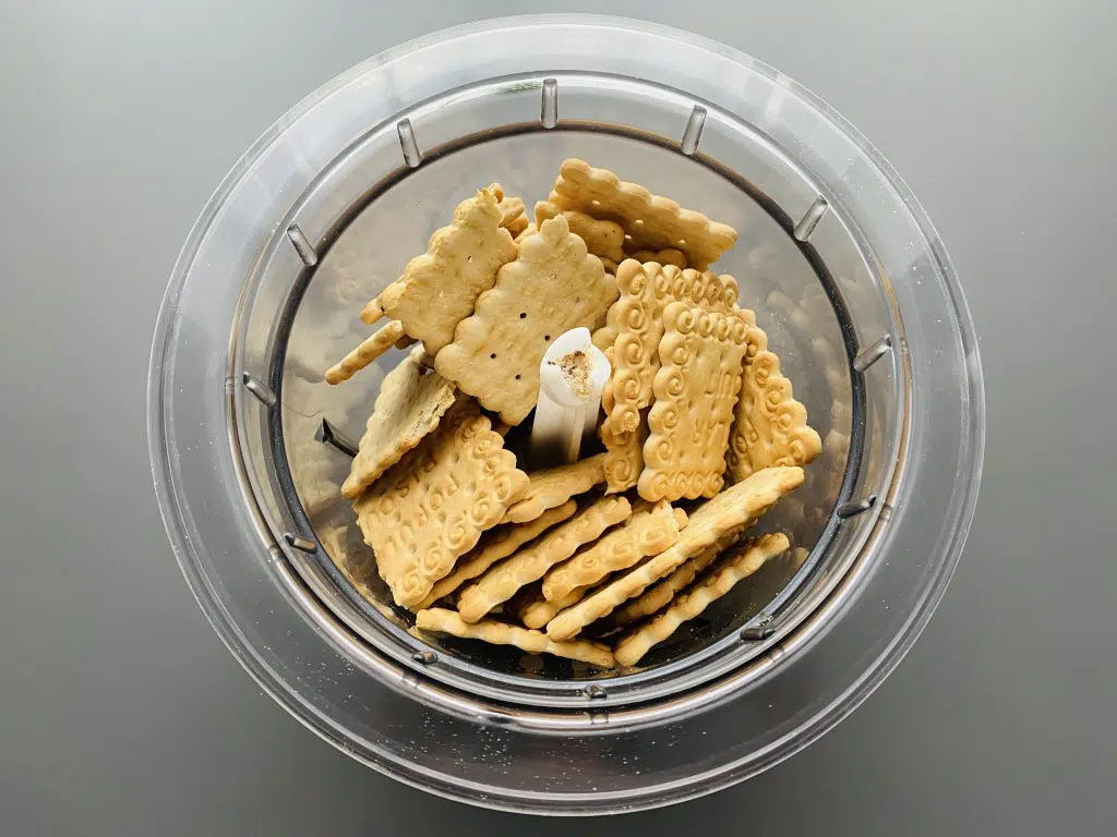 ECA608AA-4389-4962-872C-64B2FA0BDD69 Praline din biscuiti si banane