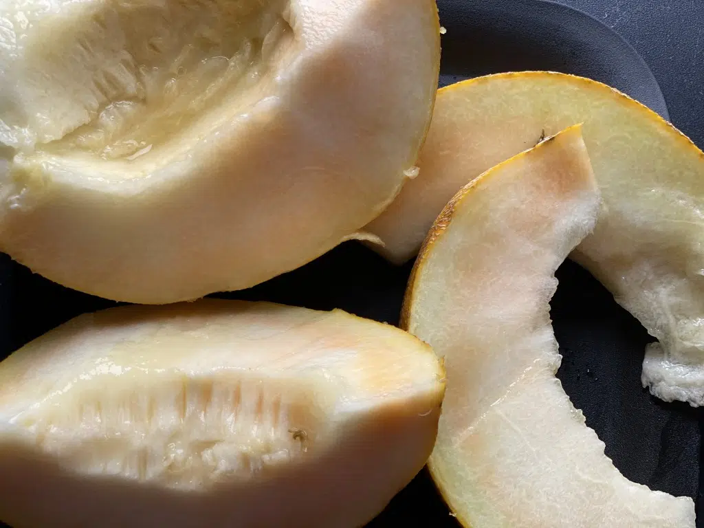 F7C7C1BB-6791-40D1-8AEF-9C2EB50AD3B8 Dulceata din pepene galben
