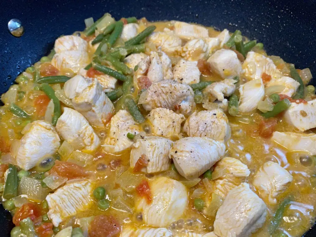 C2A0FC79-8970-4179-B50B-C481A1BBDBAB Paella valenciana de pui