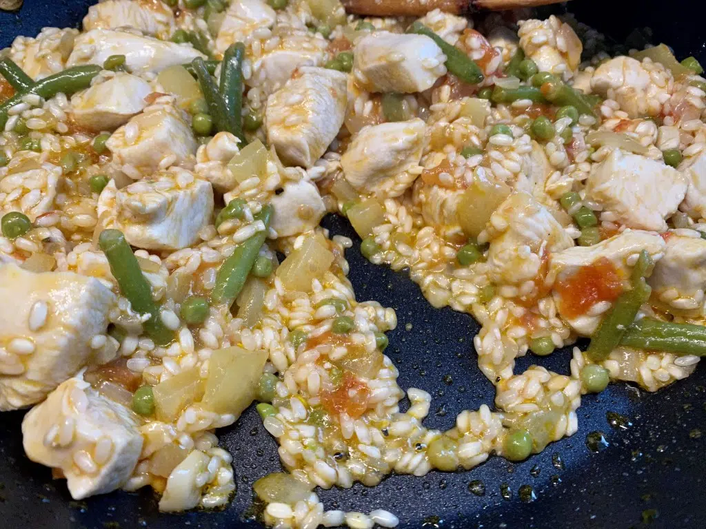 E0DEAF74-93C4-467E-B88B-CECA055F0A38 Paella valenciana de pui