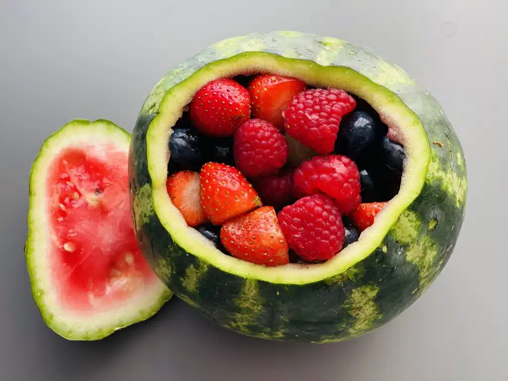 6FB55CB6-75CD-4F4F-B6E4-7EF1D50D8ADE Pepene umplut cu fructe – felie de fructe