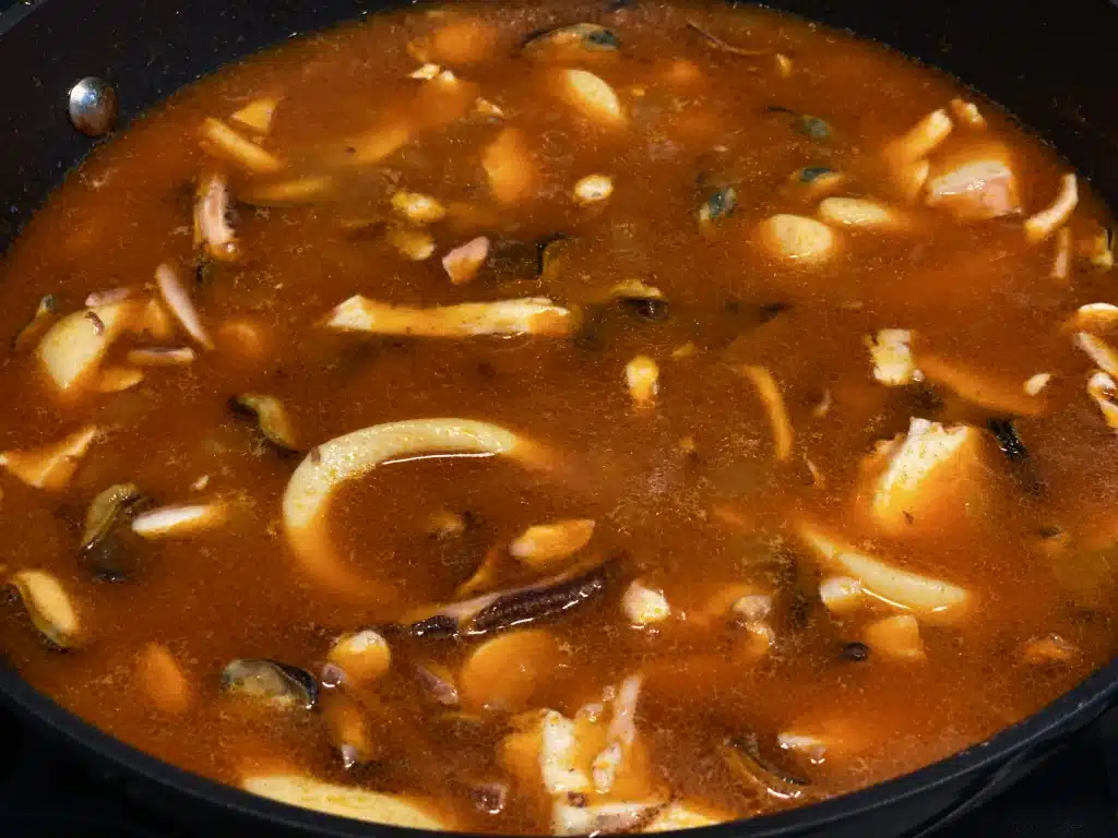 50D480F6-6A6C-4623-8B43-30242783750F Paella cu fructe de mare