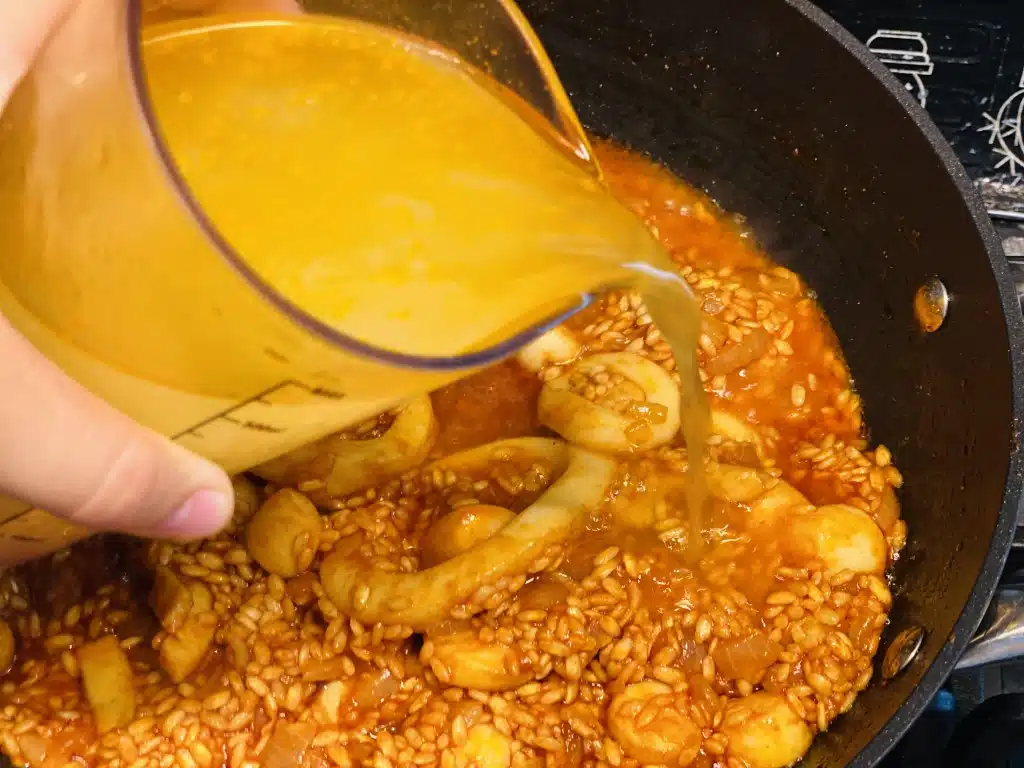 7BC45457-9923-48CA-851F-973A1039F015 Paella cu fructe de mare