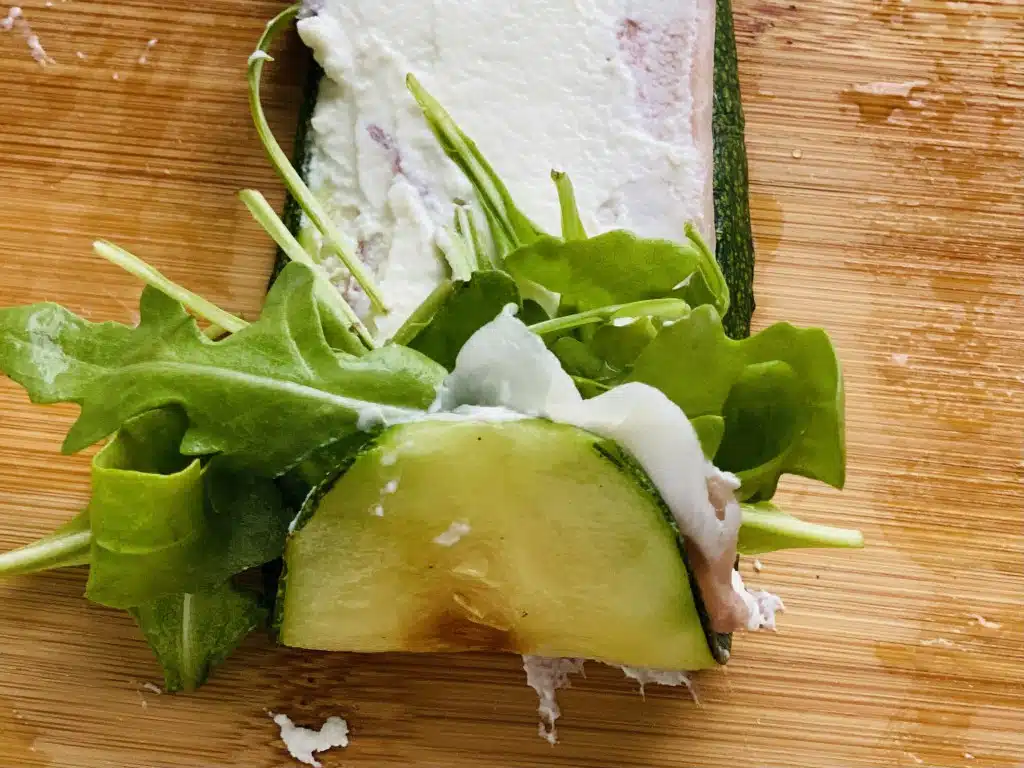 32422D70-70AF-4DE2-BF09-B277A7F6FB02 Rulouri din dovlecei zucchini
