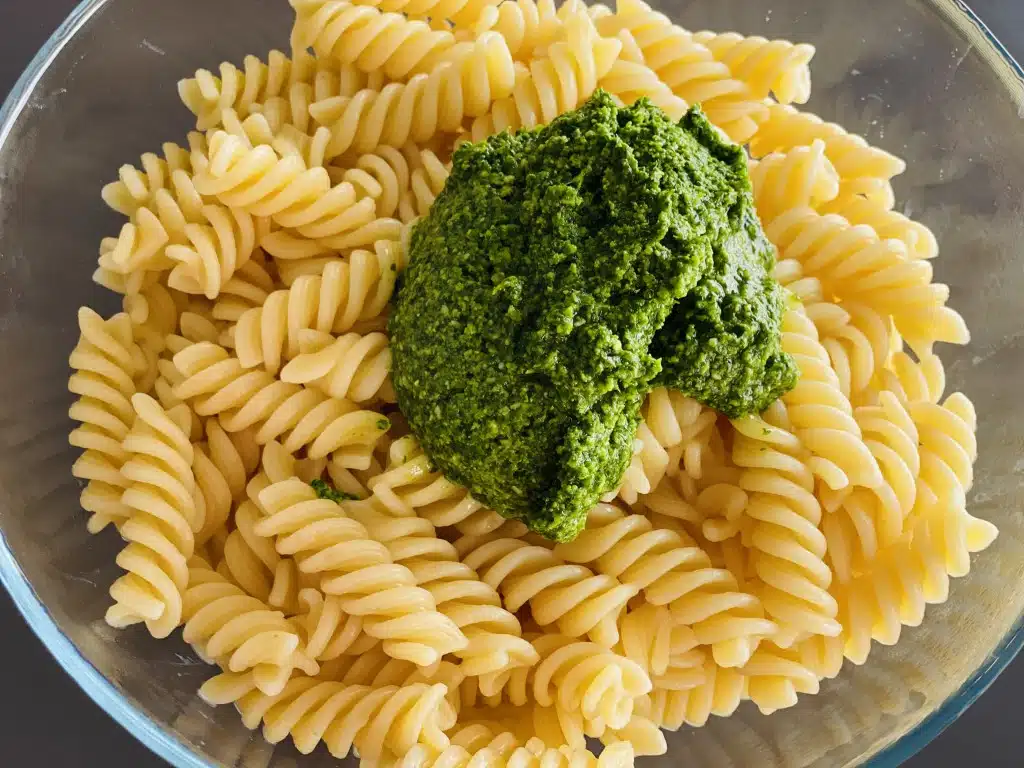 5C47988B-969D-4E2A-BB1B-A16DCBF31335 Paste fusilli cu sos pesto de leurda (usturoi salbatic)