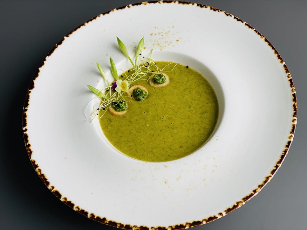 Supa crema de leurda (usturoi salbatic)