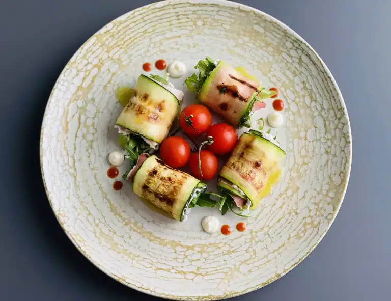 Rulouri din dovlecei zucchini