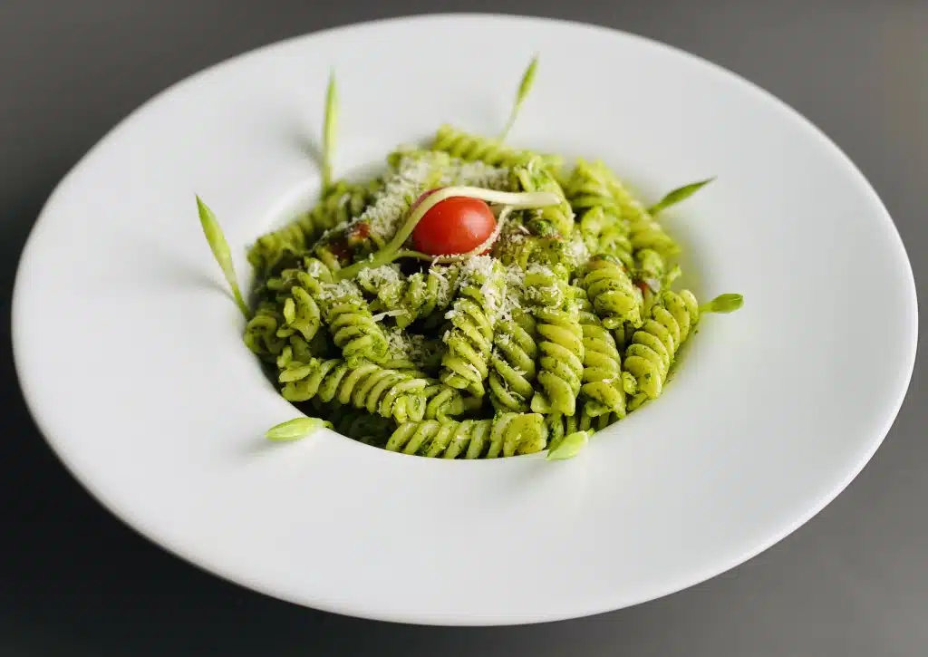 F64A5FD5-FE1F-43D2-907B-99FACA209227 Paste fusilli cu sos pesto de leurda (usturoi salbatic)