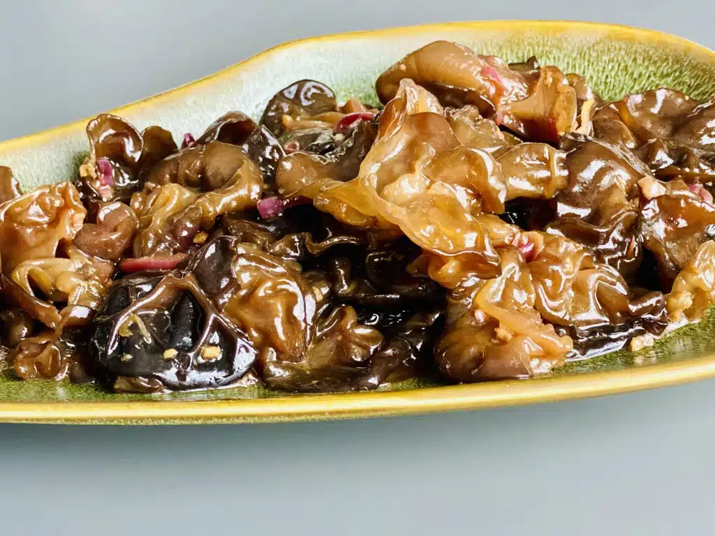 15D339AE-D96D-4161-8BF1-1A99D6EDD704 Salata de ciuperci urechi de lemn – reteta asiatica